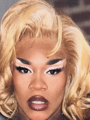 Drag Karaoke Party